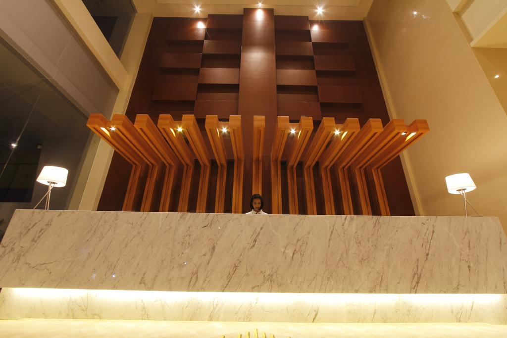 Royal Asnof Hotel Pekanbaru Exteriér fotografie